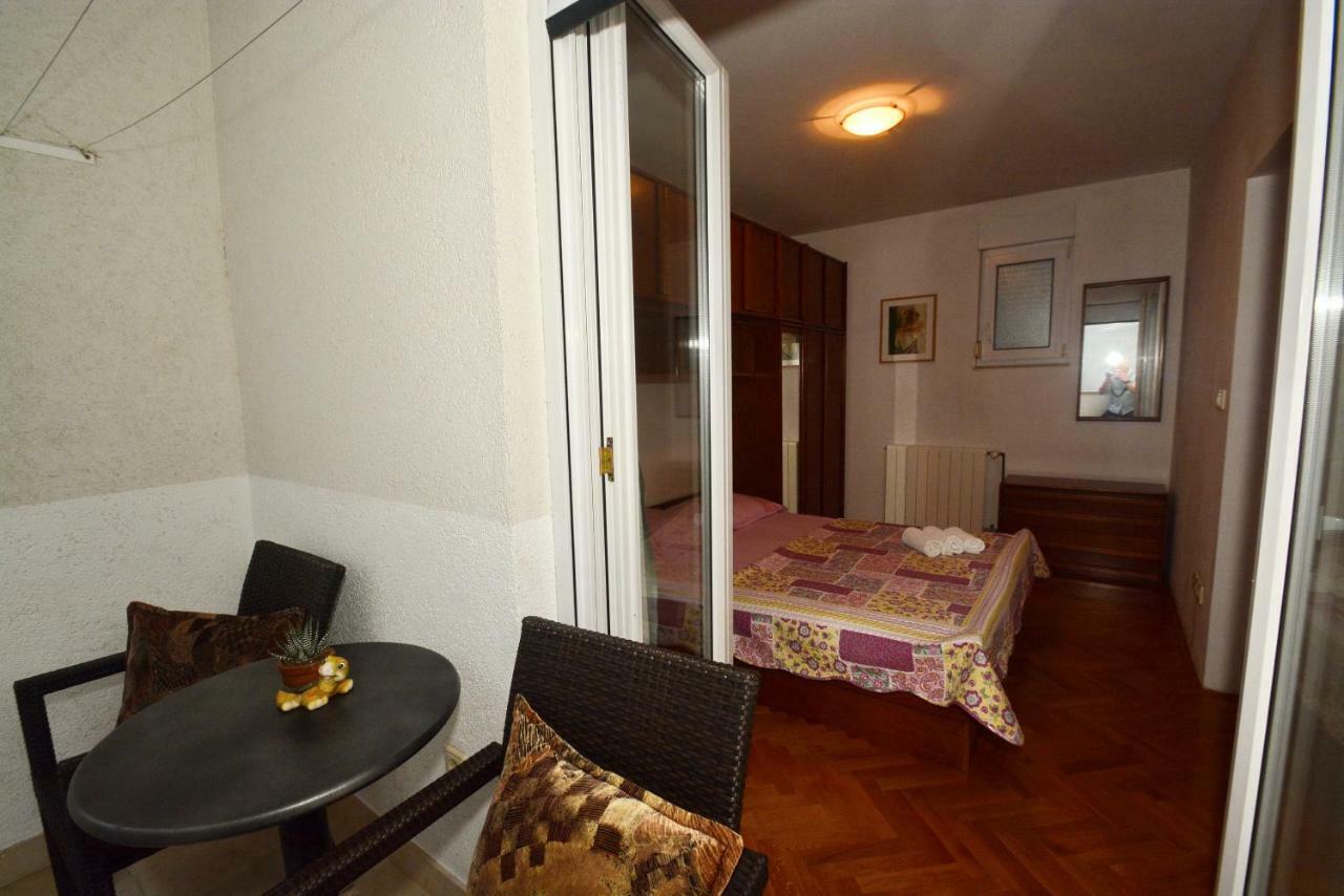 Apartman Vanja Omiš Exterior foto
