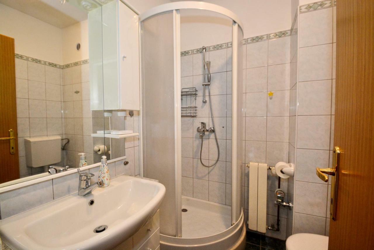 Apartman Vanja Omiš Exterior foto